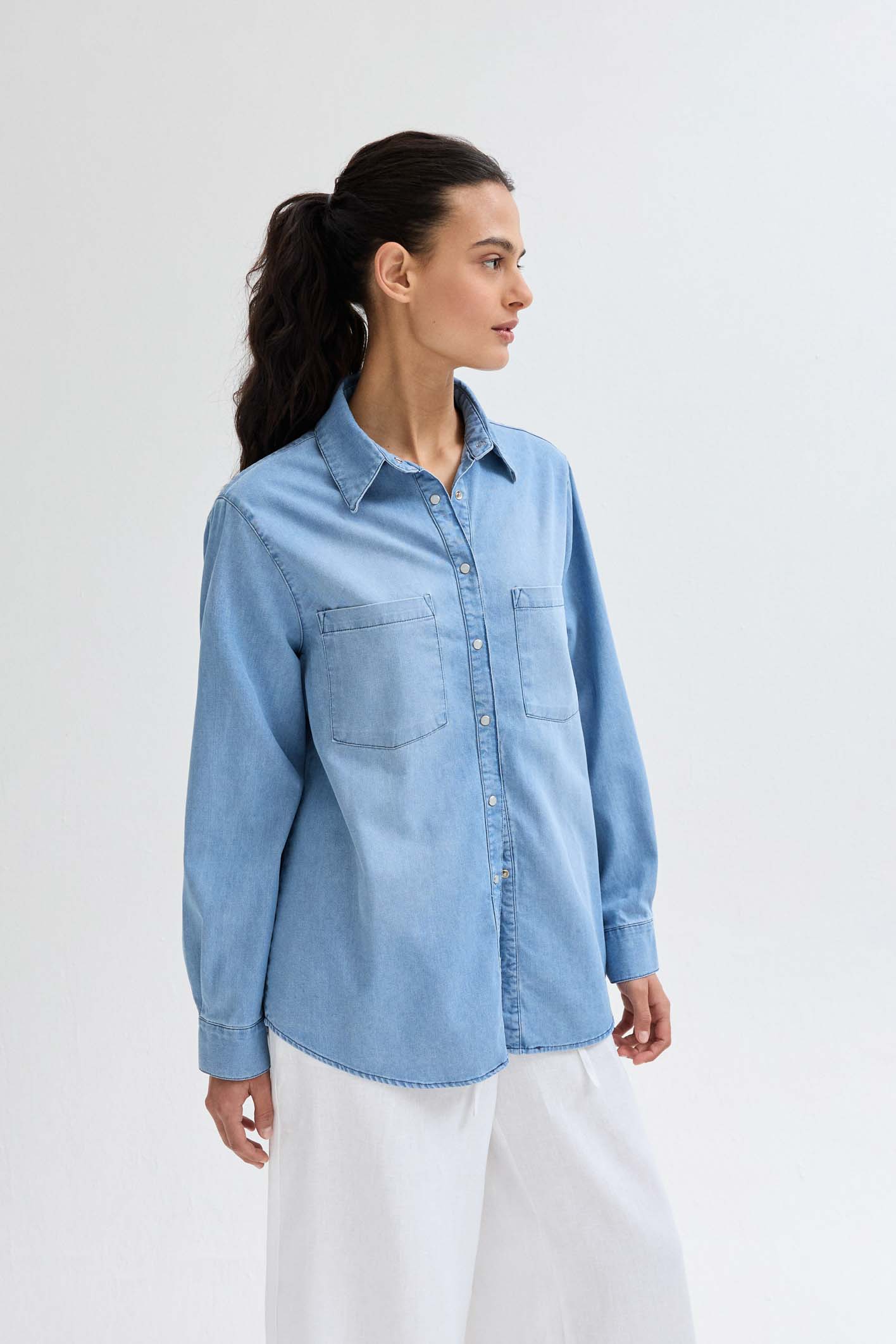 awada_camisa-denim_47-15-2024__picture-53905