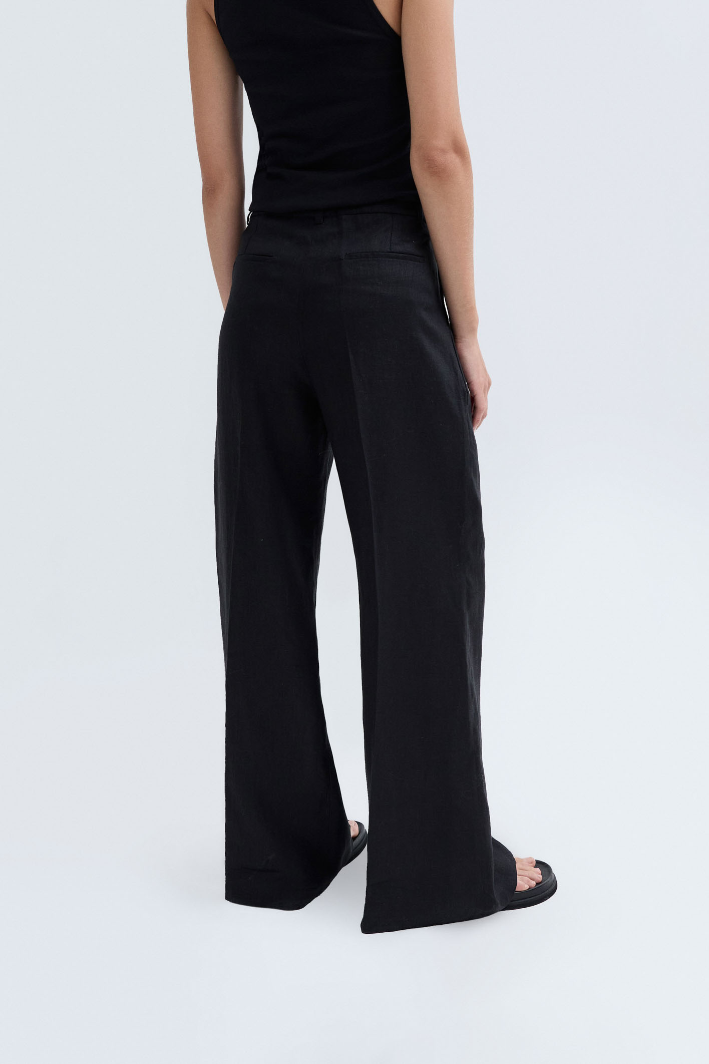 awada_pantalon-sastrero-lino_54-27-2024__picture-54005