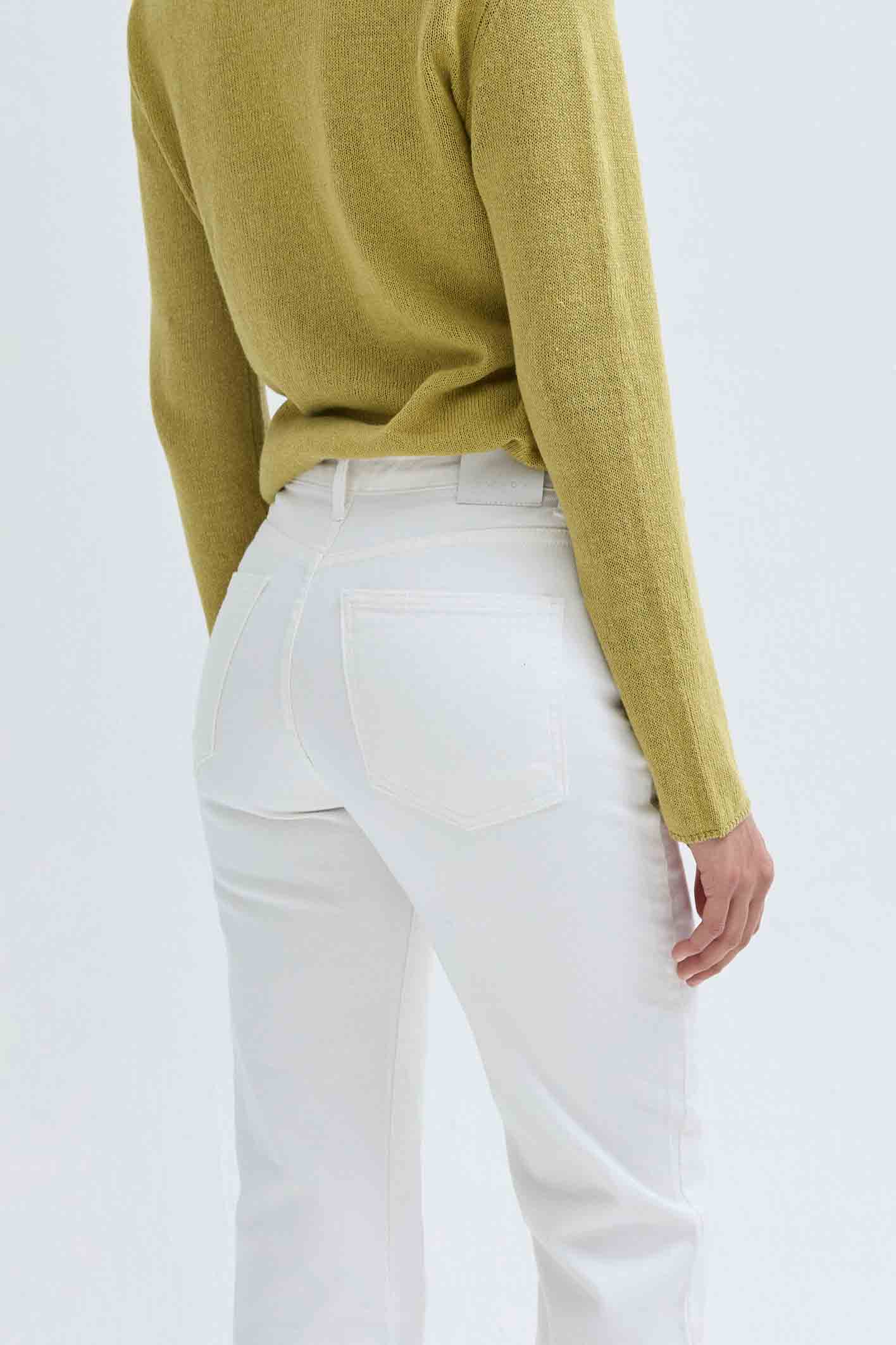 awada_jean-bootcut-off-white_26-09-2024__picture-54022