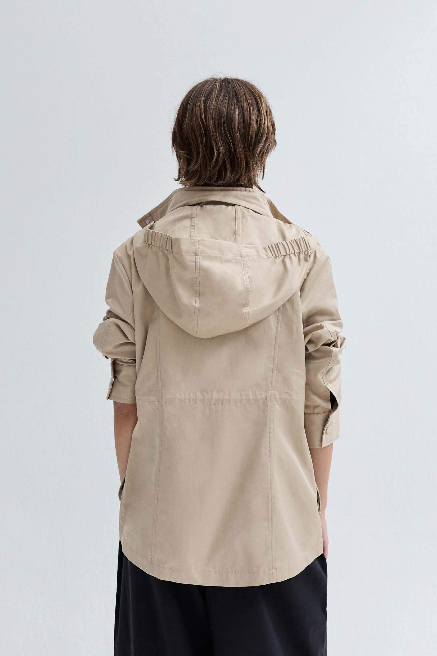 awada_campera-gabardina_51-27-2024__picture-54167