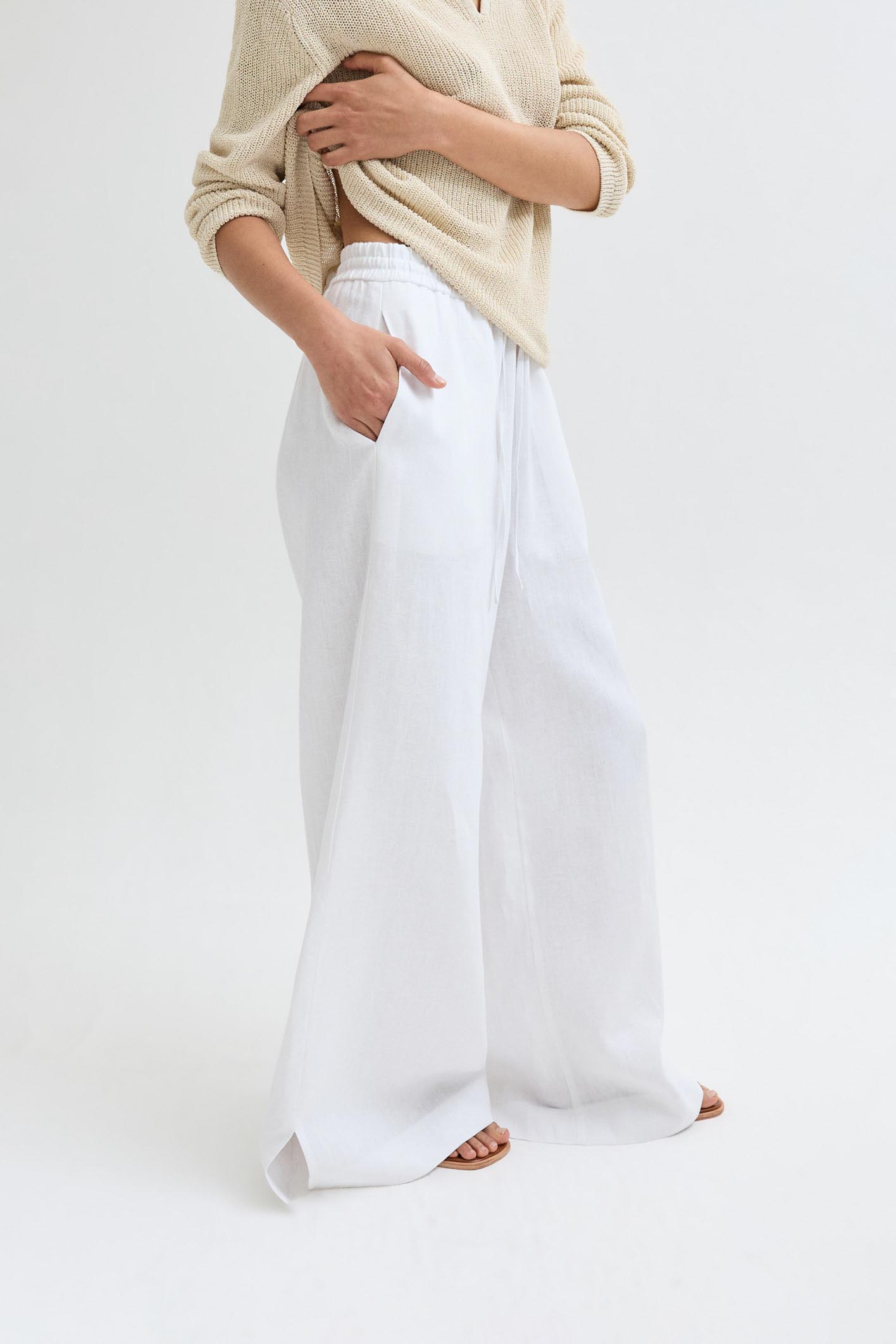 awada_pantalon-pijamero-lino_40-24-2024__picture-54349