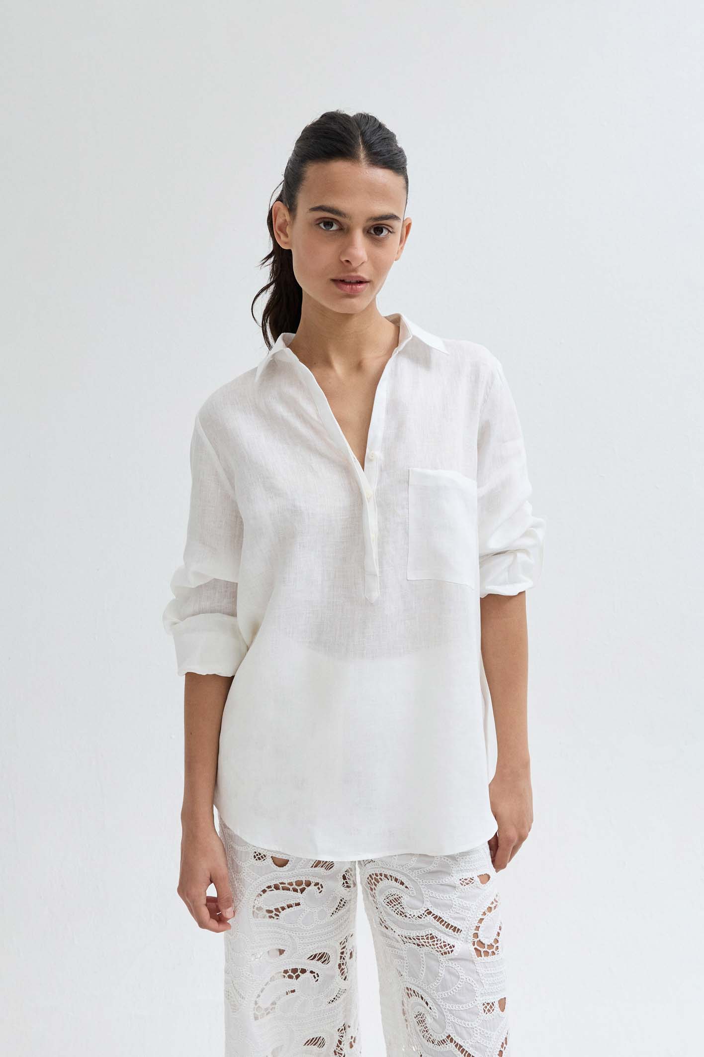 awada_blusa-de-lino_57-10-2024__picture-54352